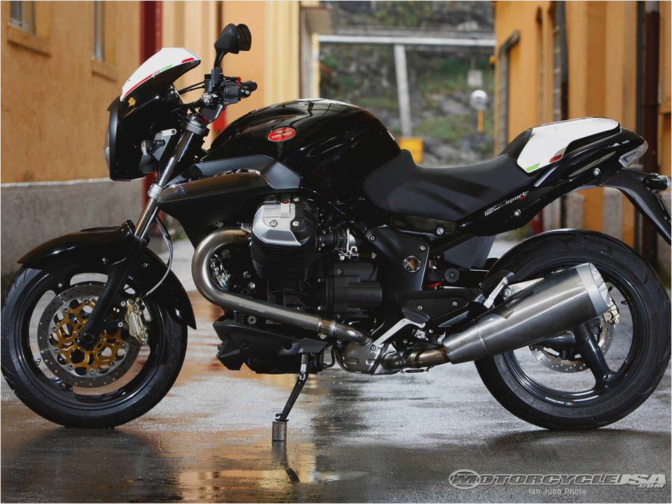 Moto Guzzi 1200 Sport Corsa