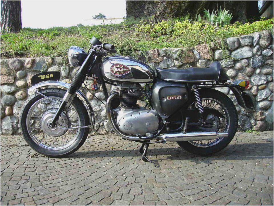 BSA A 65 Thunderbolt