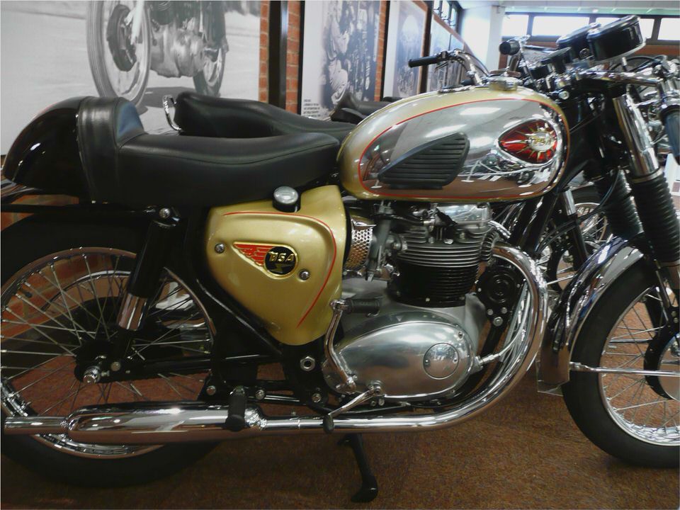 BSA A 65 Lightning
