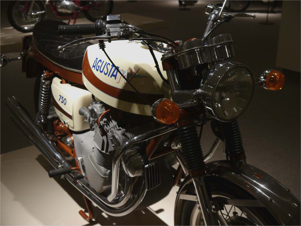 MV Agusta 750 GT