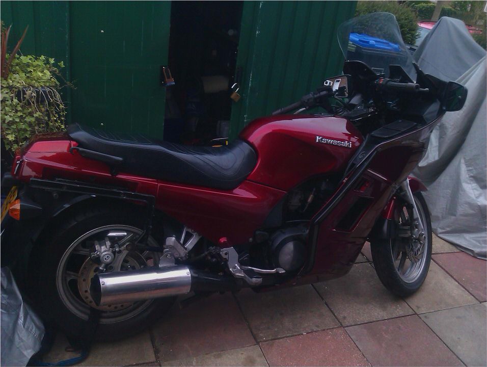 Kawasaki GTR 1000 Kawasaki GTR 1000