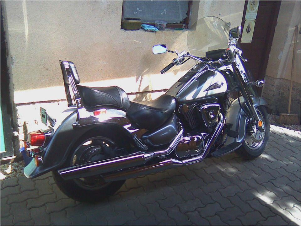 Suzuki VL 1500 LC