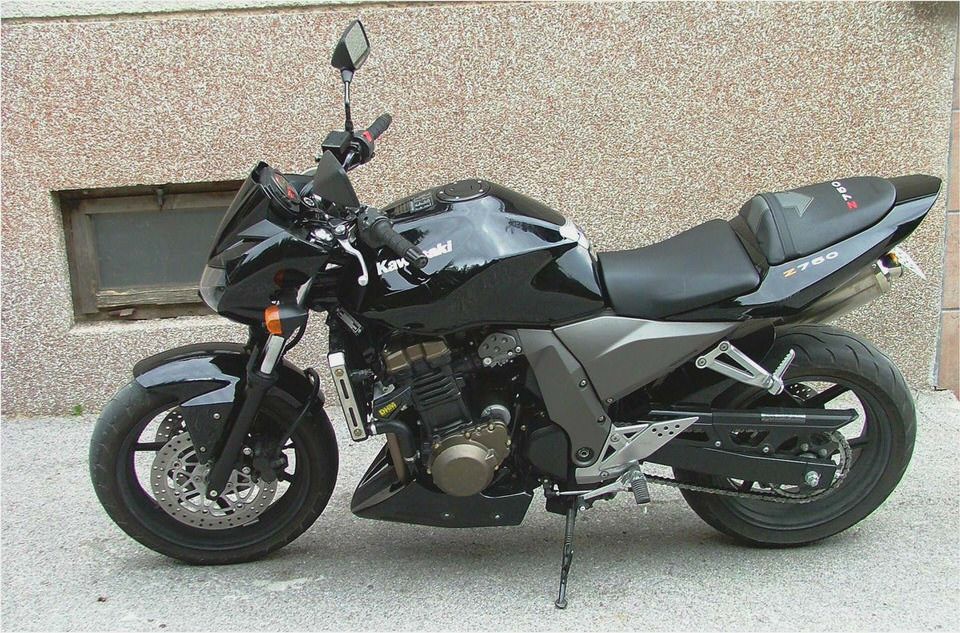 Кавасаки z750