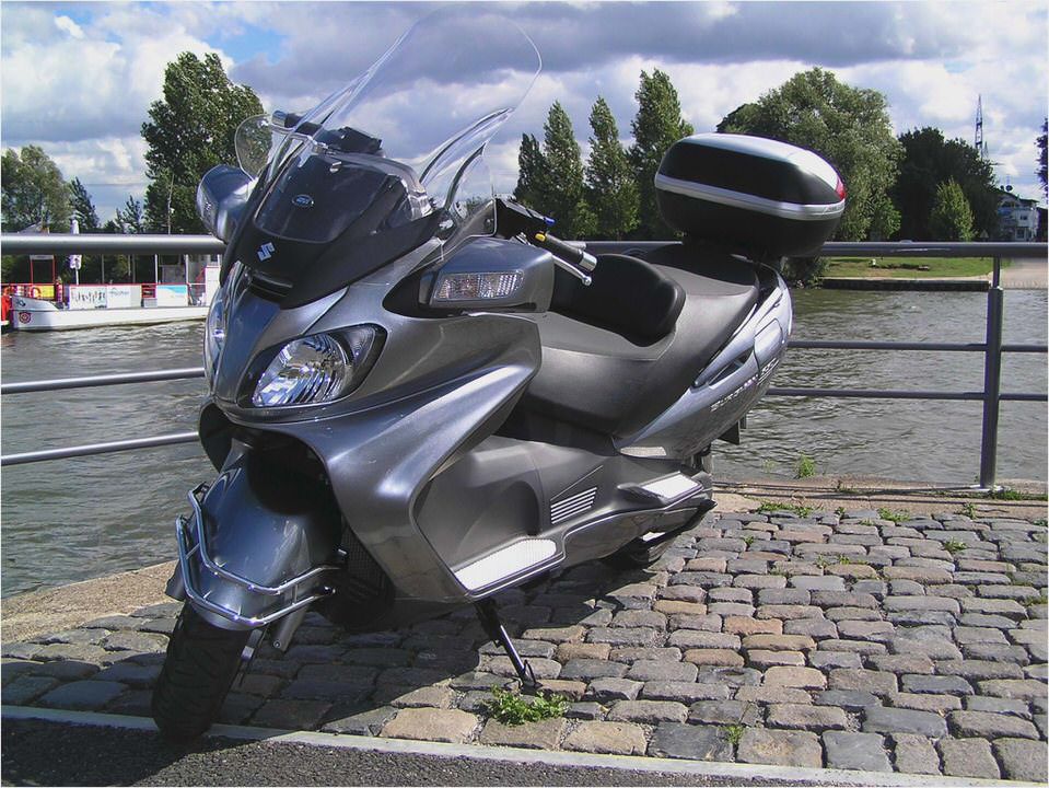 Suzuki AN 250 Burgman Suzuki AN 250 Burgman