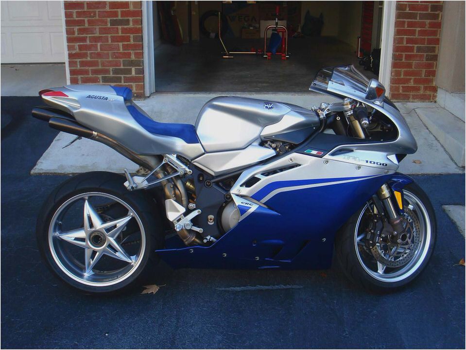 MV Agusta F4 1000 S 1+1