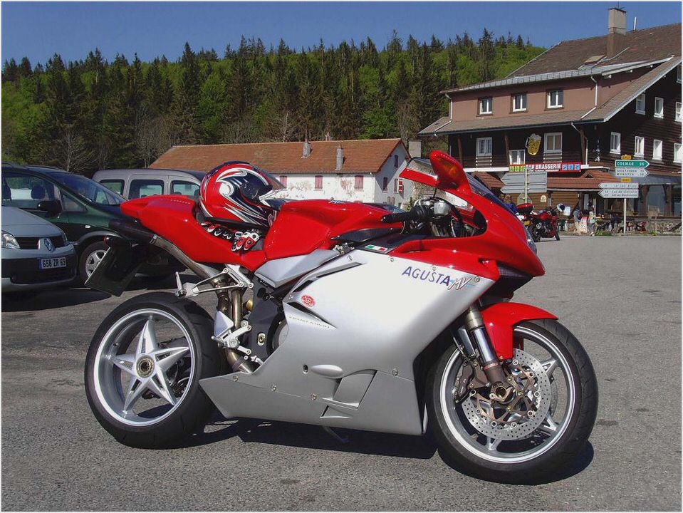 MV Agusta F4 1000 S 1+1