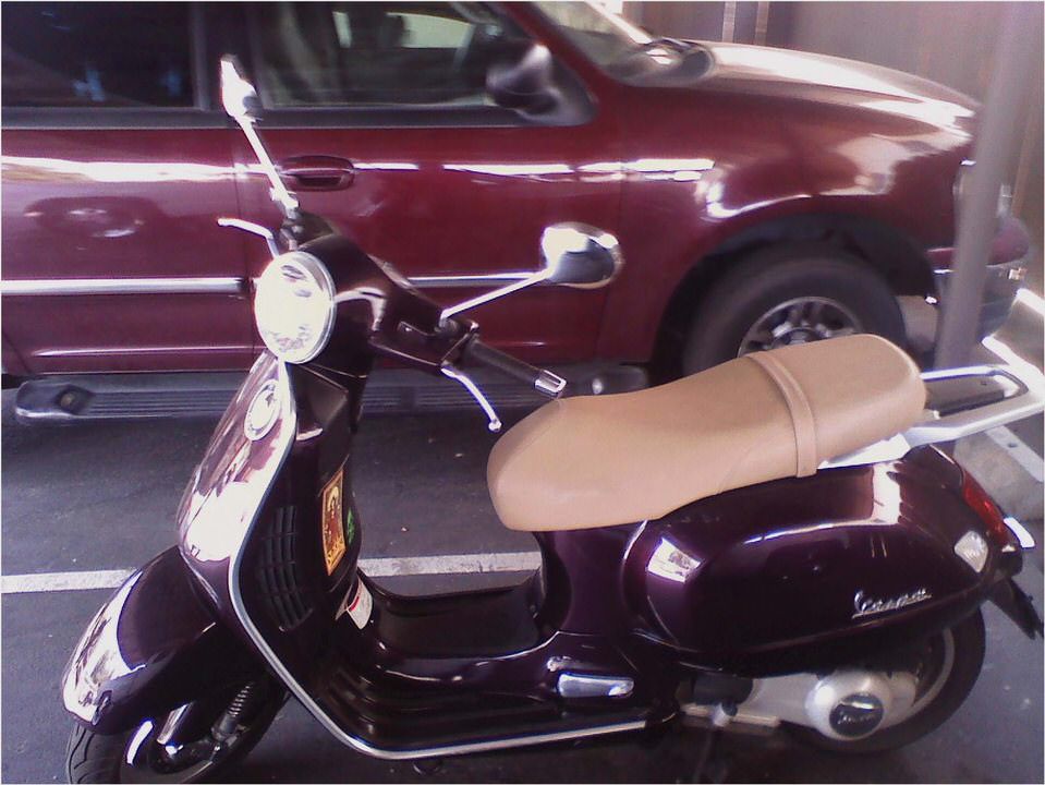 Vespa GT 200