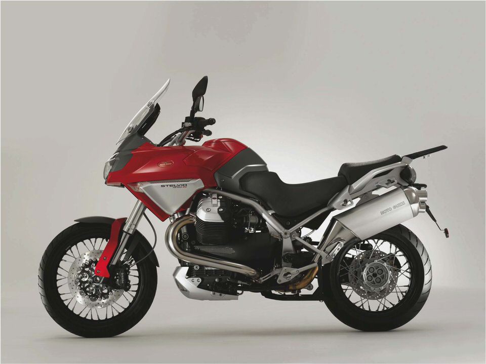Moto Guzzi Stelvio 1200 4V Moto Guzzi Stelvio 1200 4V