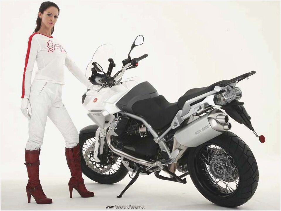 Moto Guzzi Stelvio 1200 4V Moto Guzzi Stelvio 1200 4V