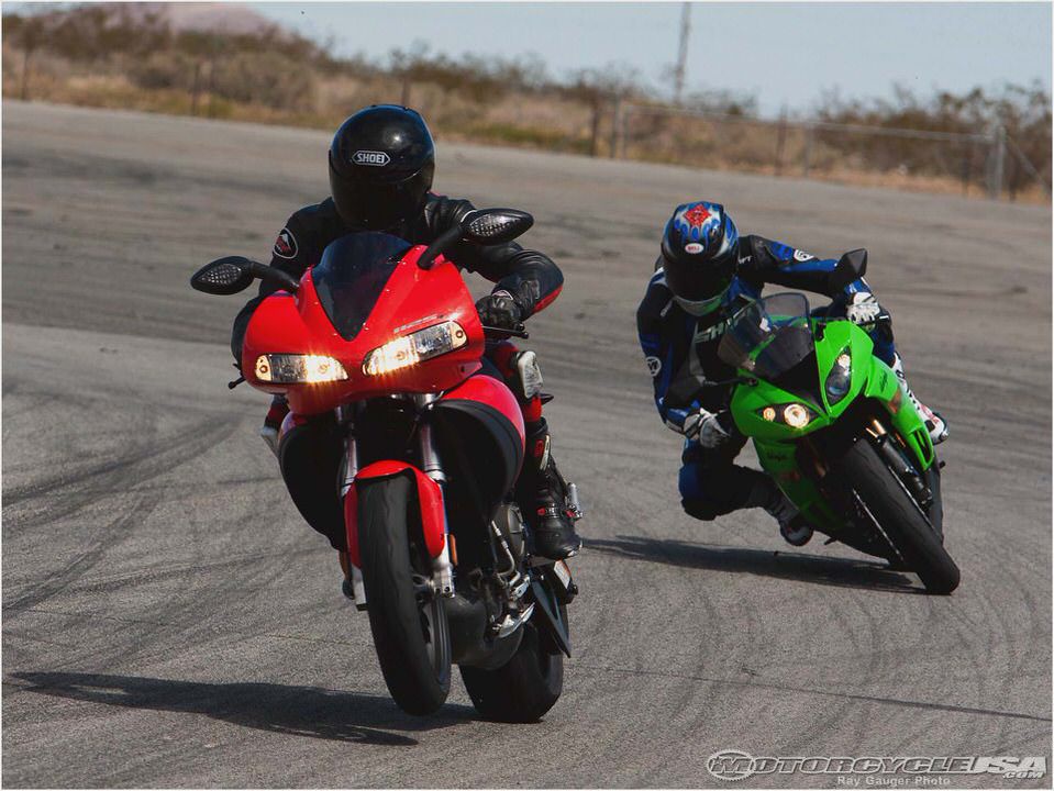 Buell 1125R Sport Bike Buell 1125R Sport Bike
