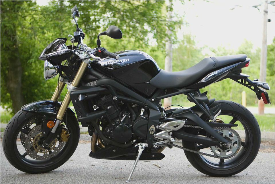 Triumph Street Triple 675