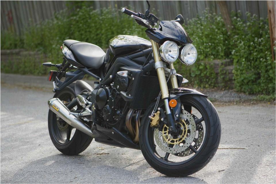 Triumph Street Triple 675