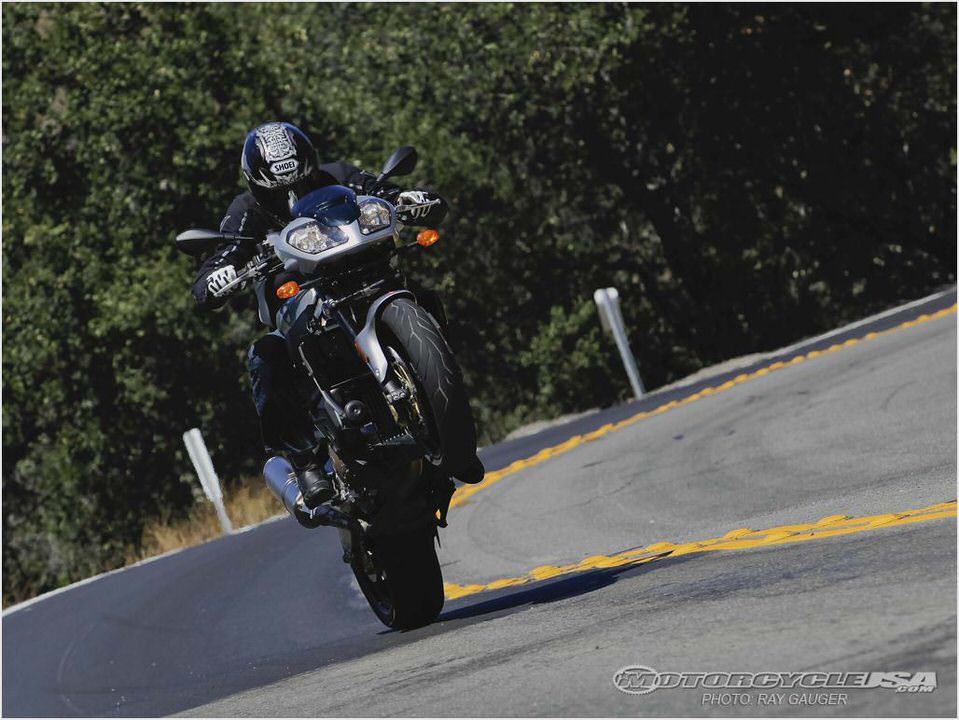 Aprilia Tuono 1000 Aprilia Tuono 1000