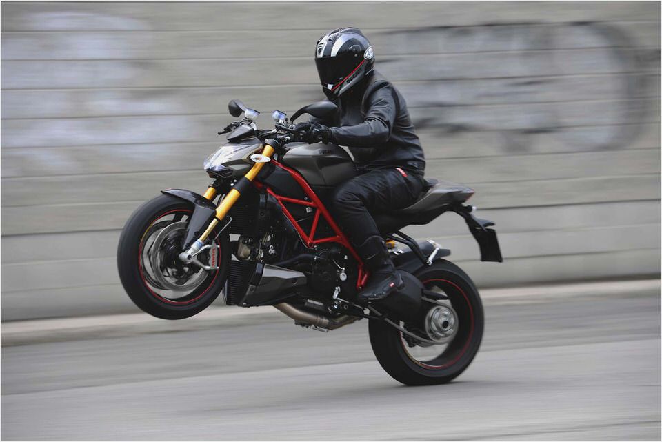 Ducati Streetfighter S