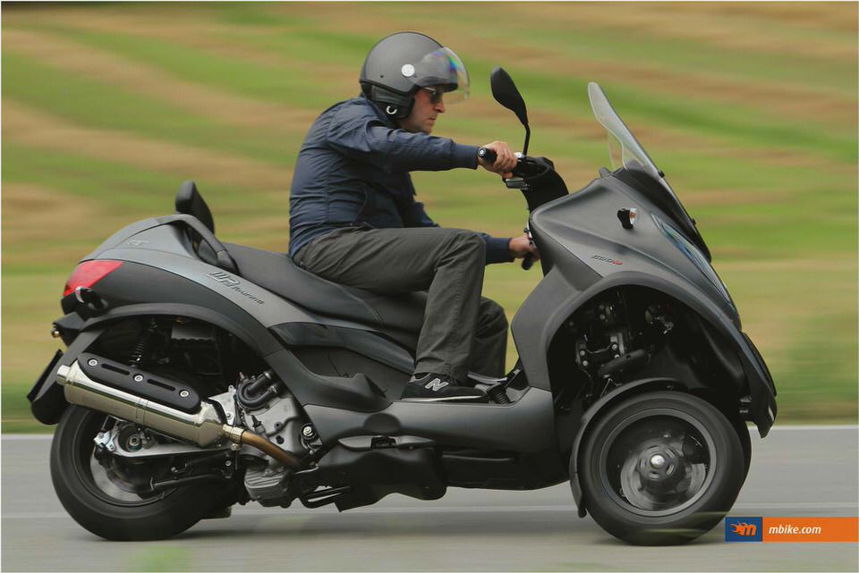 Piaggio MP3 500