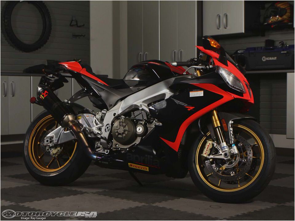 Aprilia RSV4 Factory Aprilia RSV4 Factory