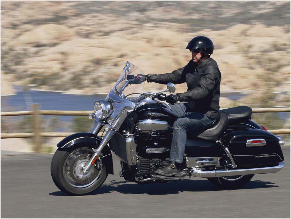 Triumph Rocket III Touring