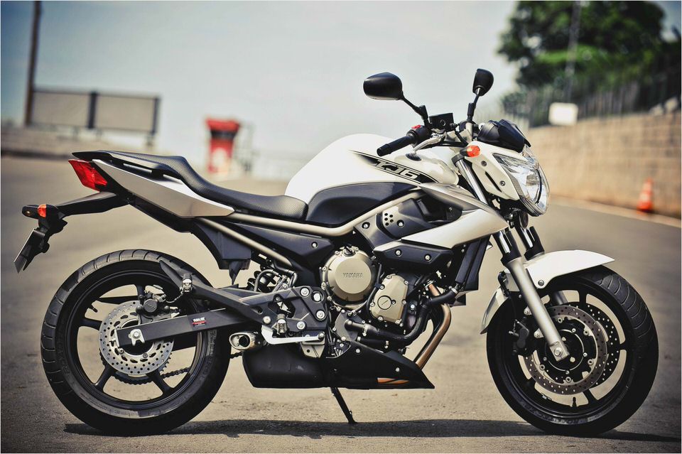 Yamaha XJ6