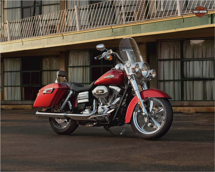 Harley-Davidson FLD Switchback
