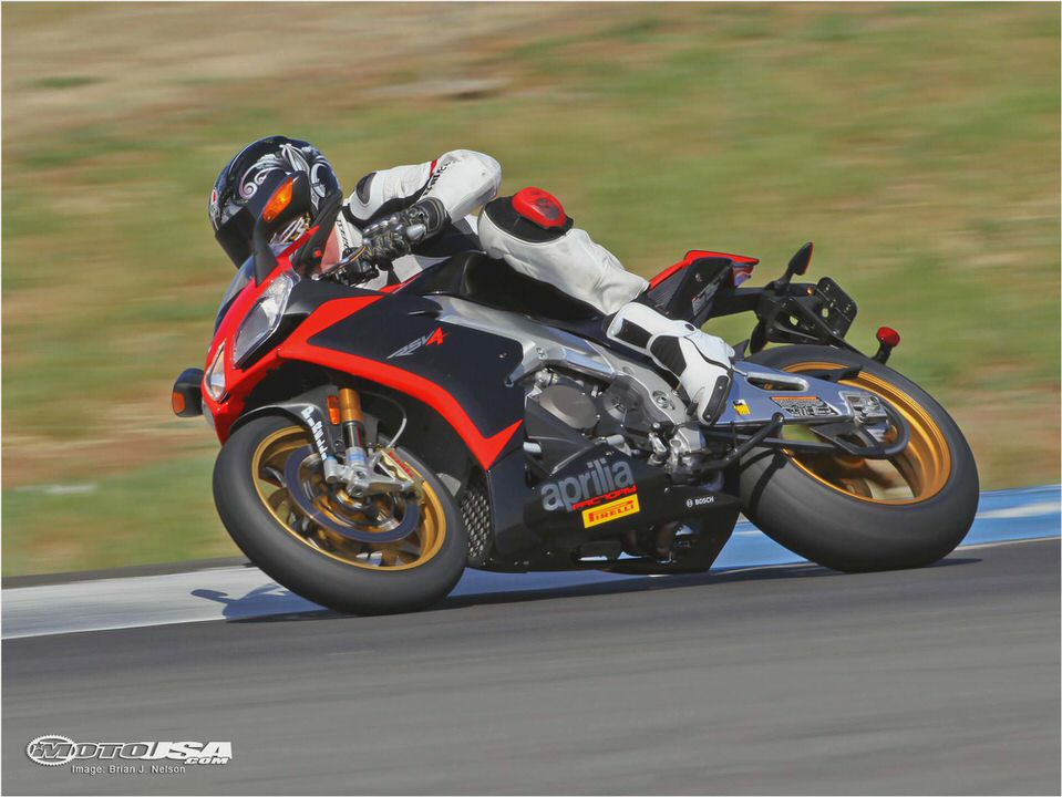 Aprilia RSV4 Sport Bike