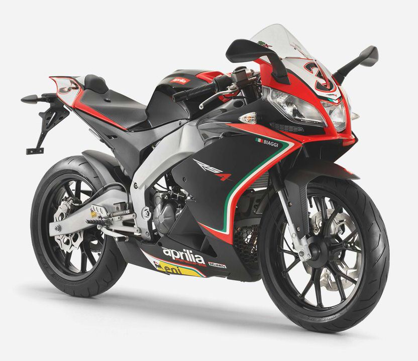 Aprilia RSV 4 Max Biaggi Replica Aprilia RSV 4 Max Biaggi Replica