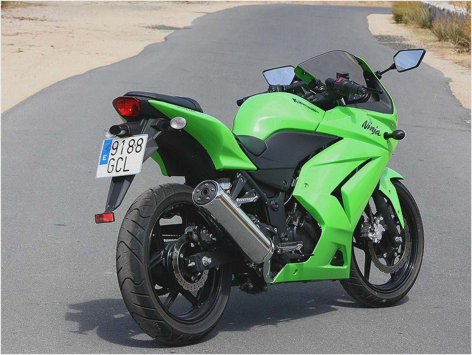 Kawasaki Ninja 250 R