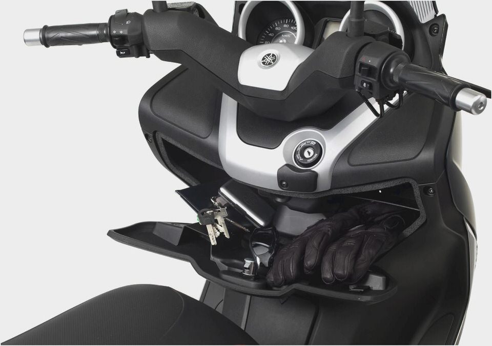 Yamaha X-MAX 125