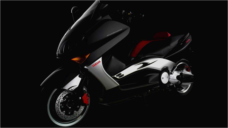 Yamaha Black Max Yamaha Black Max