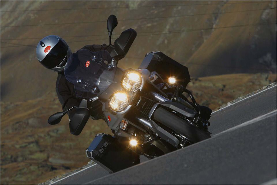 Moto Guzzi Stelvio 1200 NTX Moto Guzzi Stelvio 1200 NTX