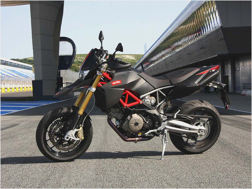 Aprilia Dorsoduro 750 Aprilia Dorsoduro 750