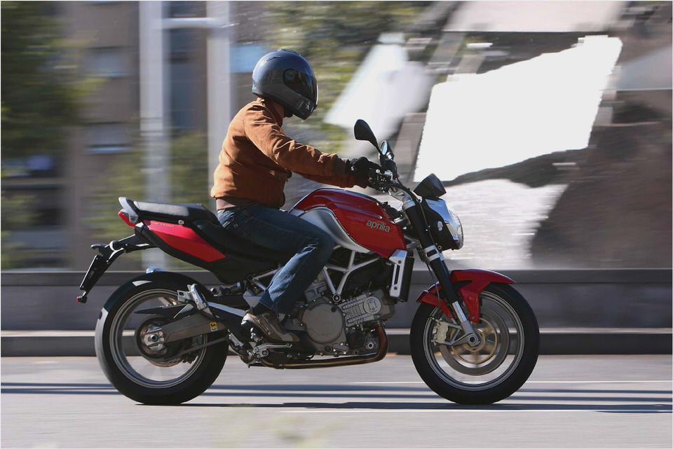 Aprilia Mana 850