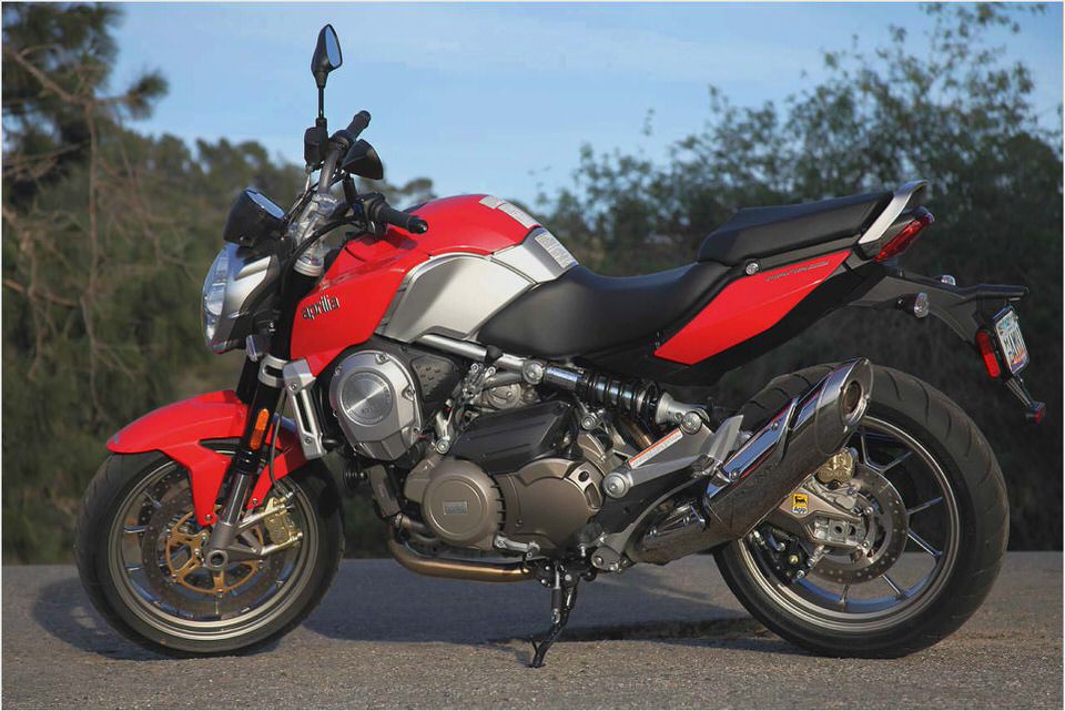 Aprilia Mana 850