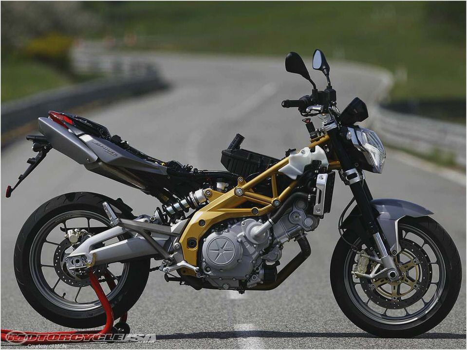 Aprilia Shiver 750