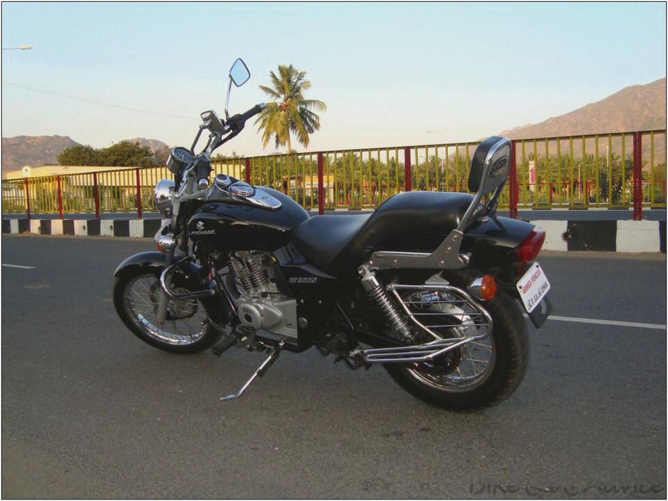 Bajaj Avenger