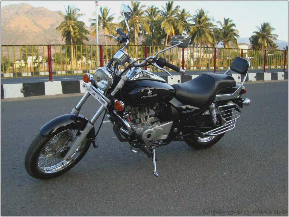 Bajaj Avenger