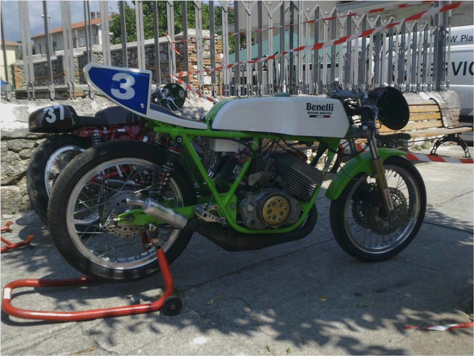 Benelli 250 Sport Benelli 250 Sport