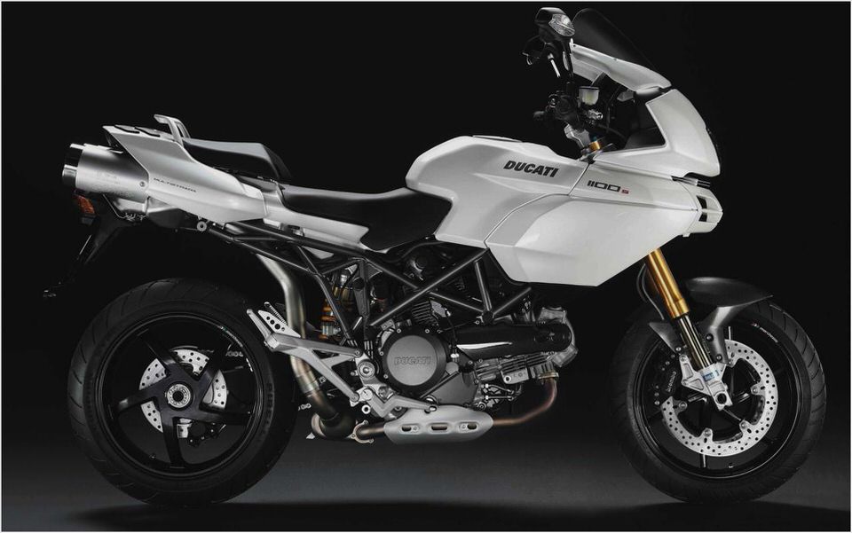Ducati 800 Sport