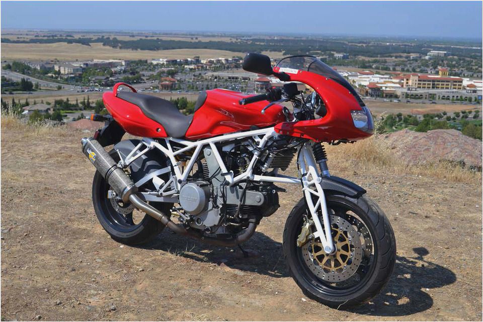 Ducati 800 Sport