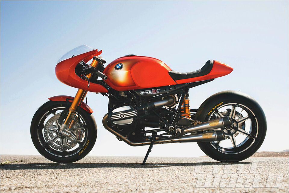 BMW D1200R