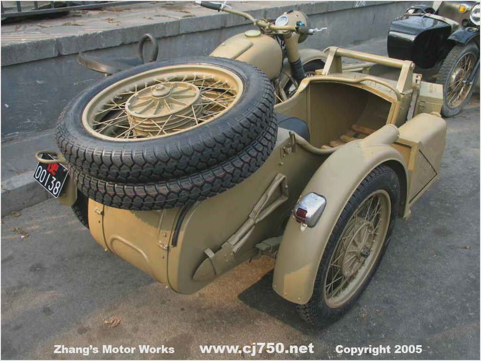 BMW R75 with sidecar