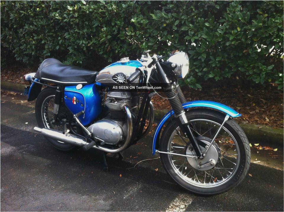 BSA A 65 Thunderbolt