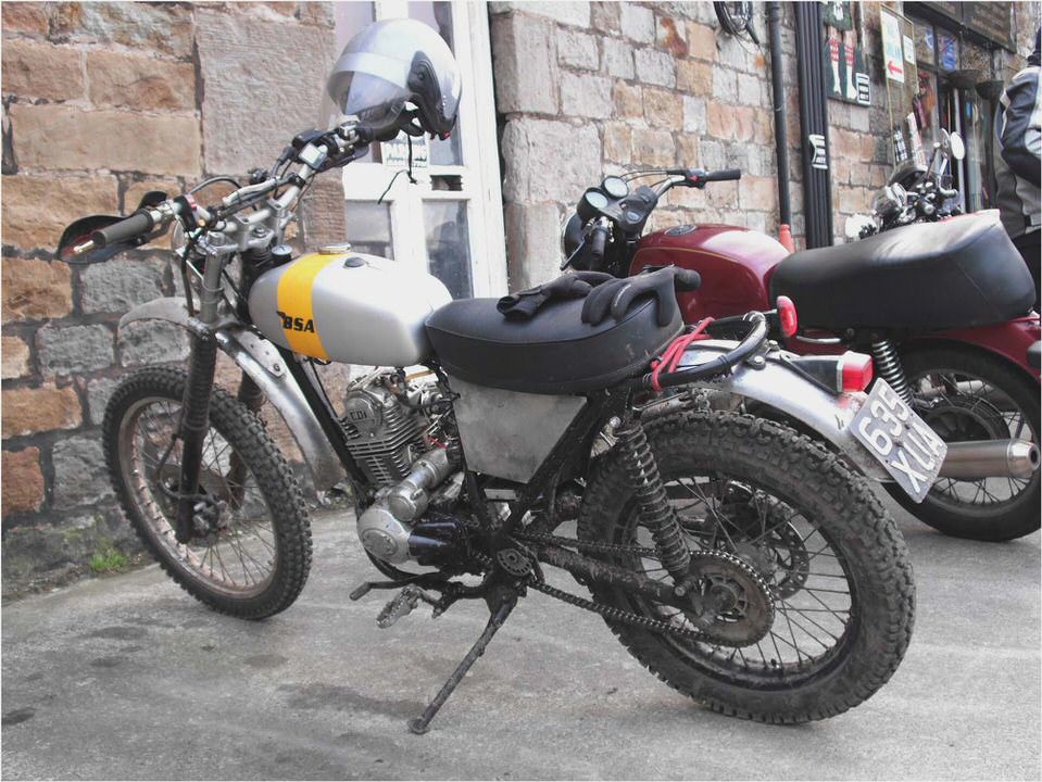 BSA B25