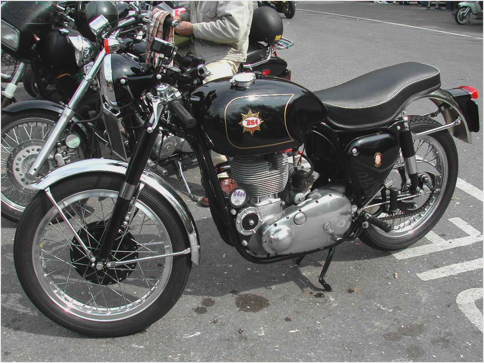 BSA GOLDSTAR