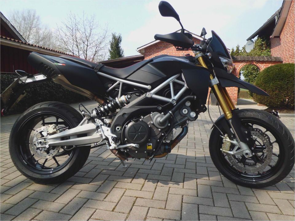 Aprilia Dorsoduro Naked Aprilia Dorsoduro Naked
