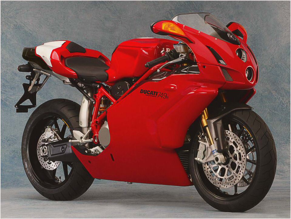 Ducati 749