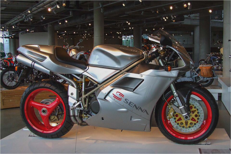 Ducati 916 Senna