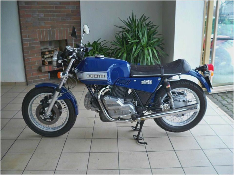 Ducati 860 GT