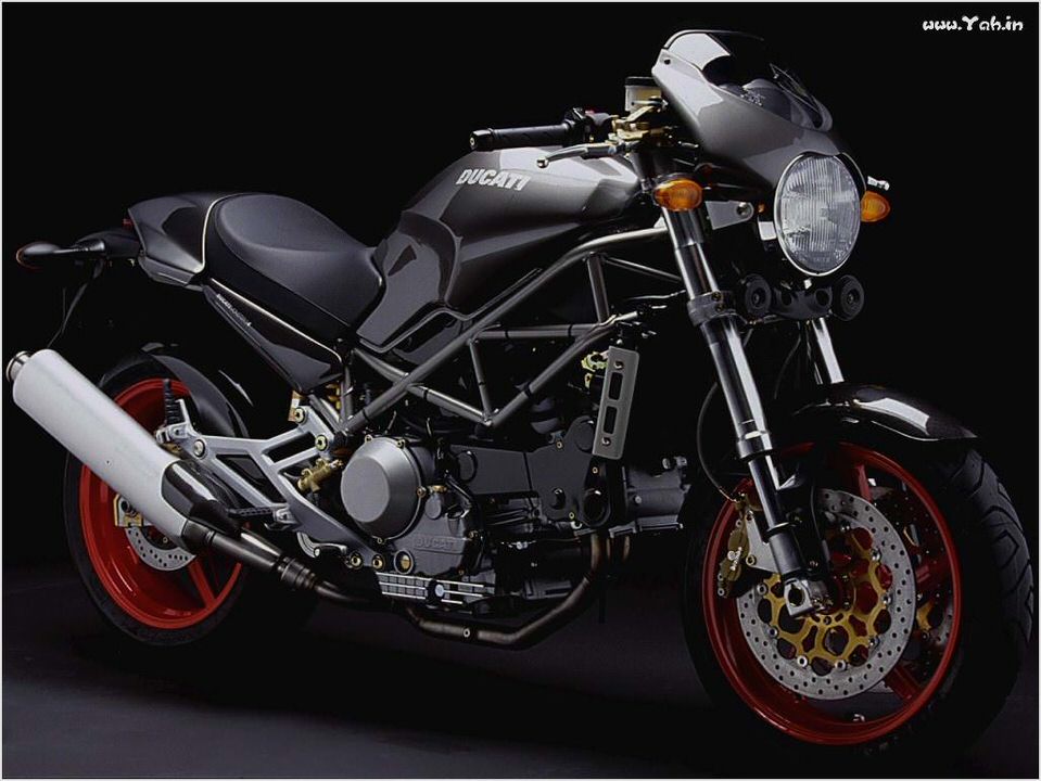 Ducati M 900 S4