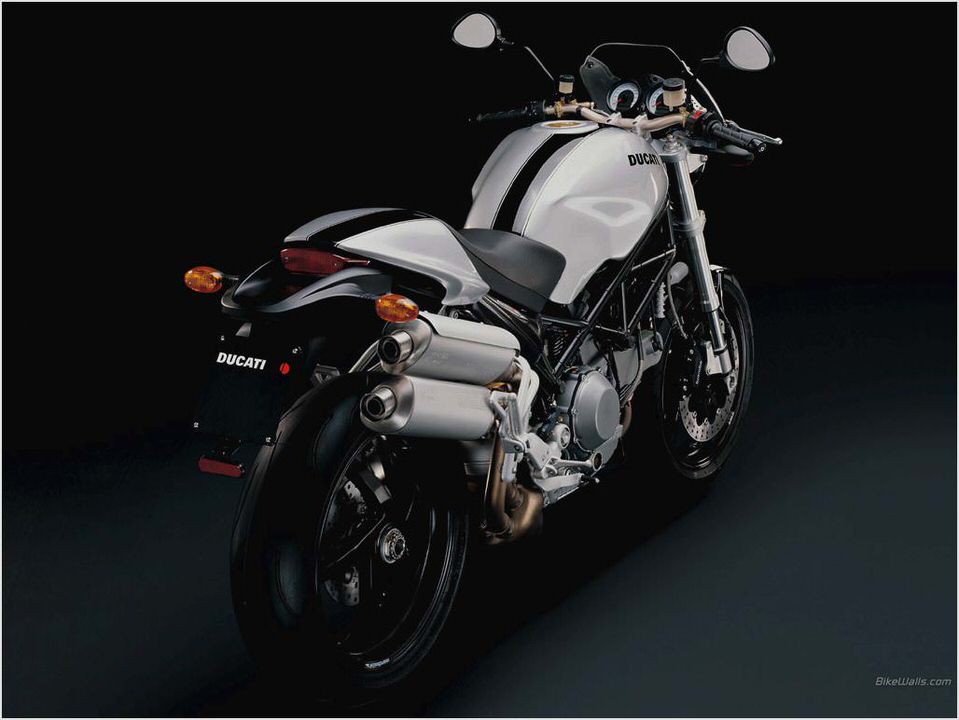 Ducati 1000 S 2