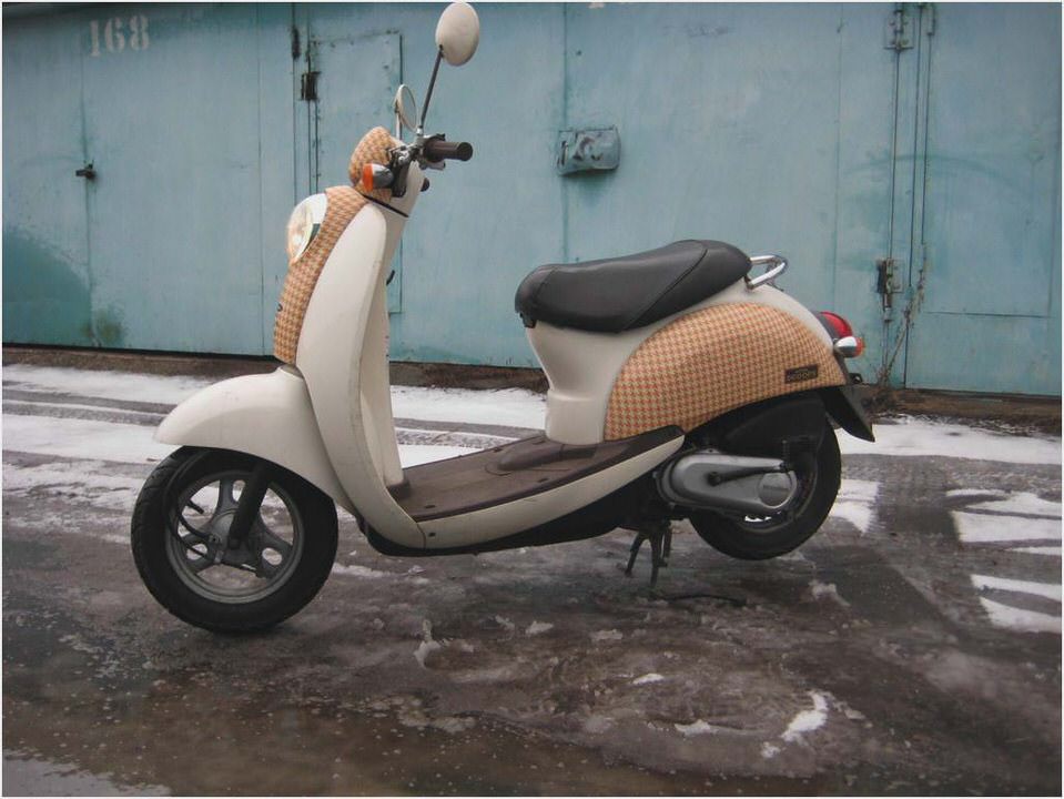 Honda Crea Scoopy Honda Crea Scoopy